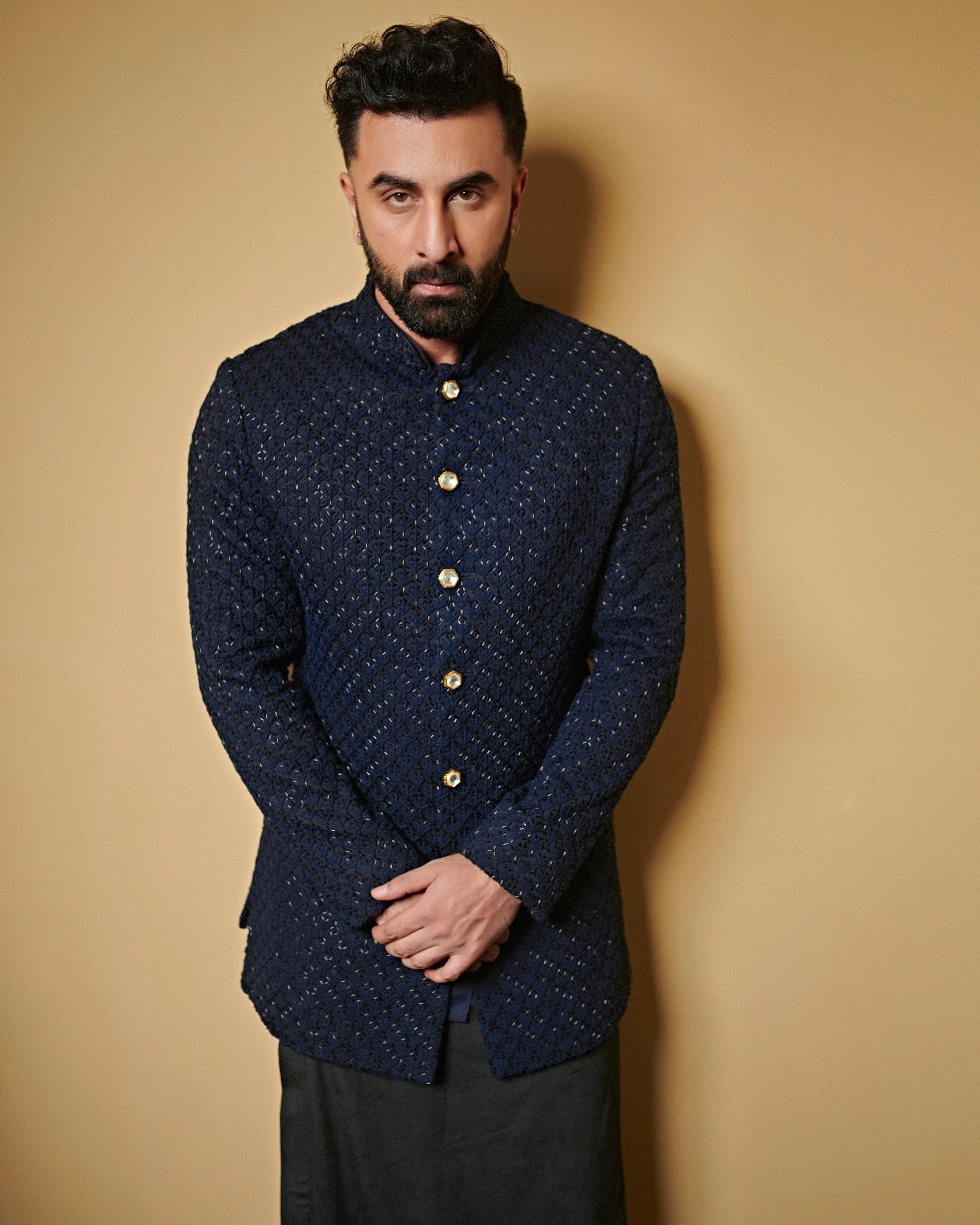 COCONUT KNOTTED HIGHLIGHTED SHORT JACKET