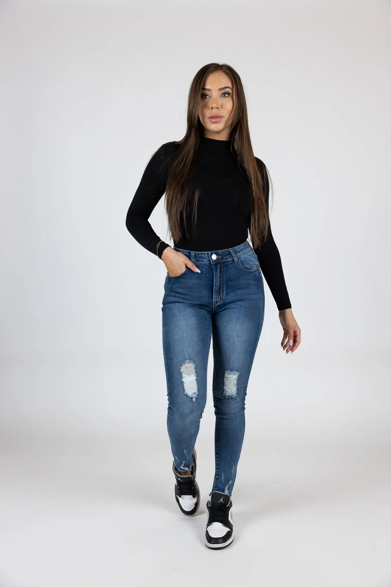 Distress Frayed Hem Jeans