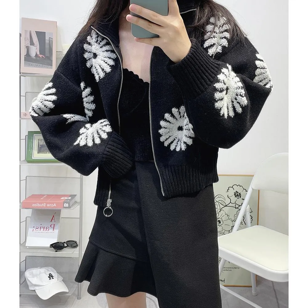 Jacquard Turtleneck Knitted Cardigan