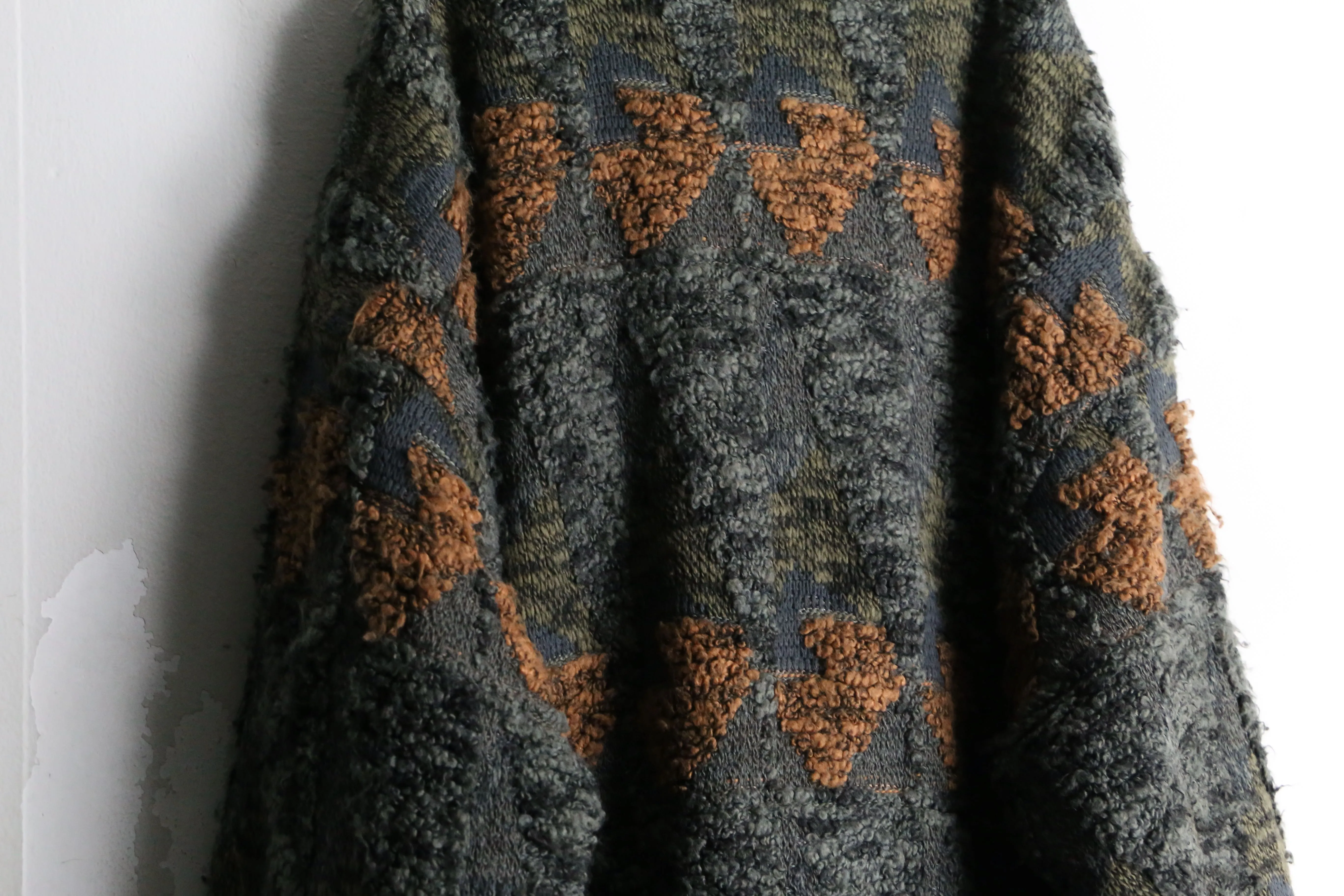 khaki color loose knit blouson