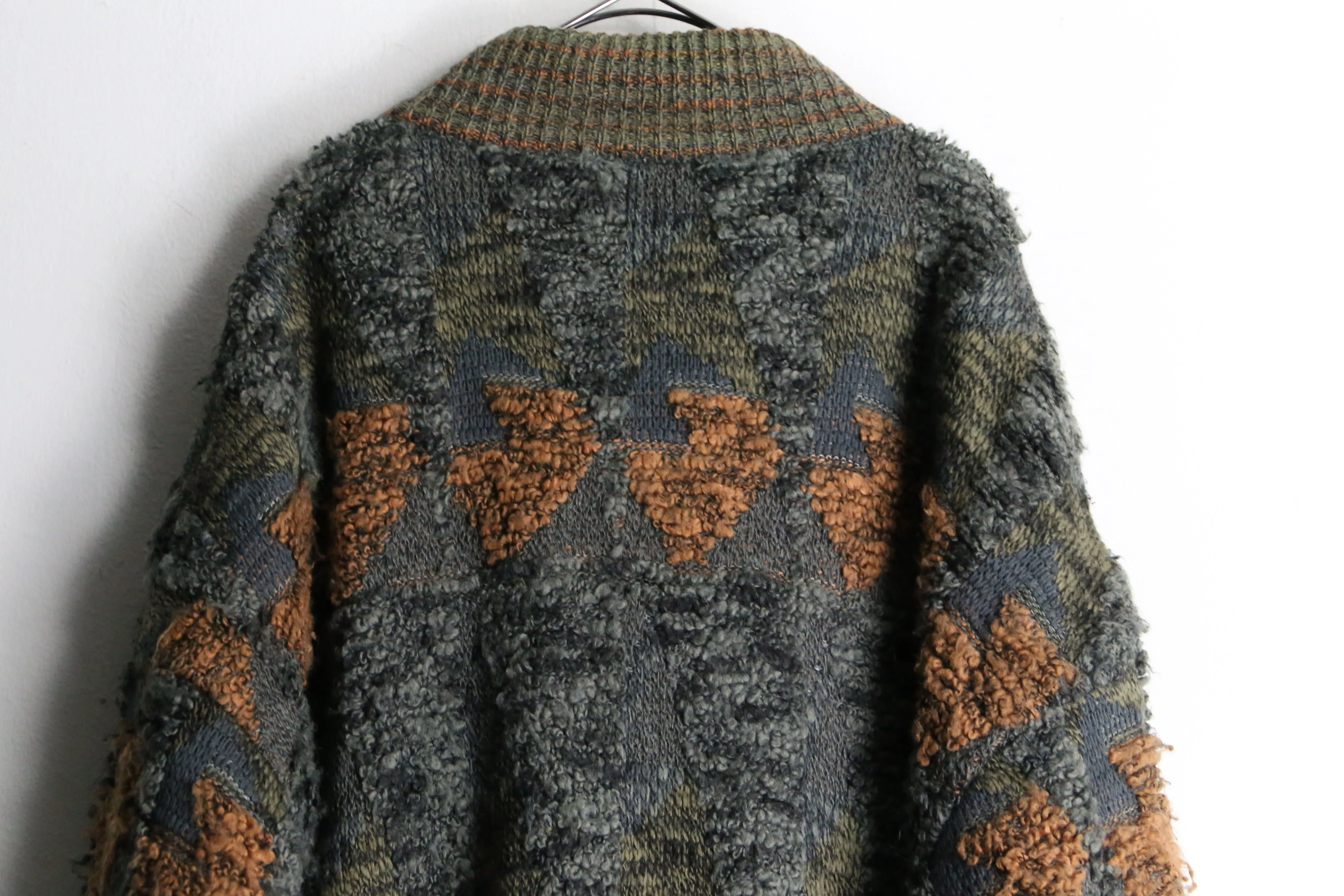khaki color loose knit blouson
