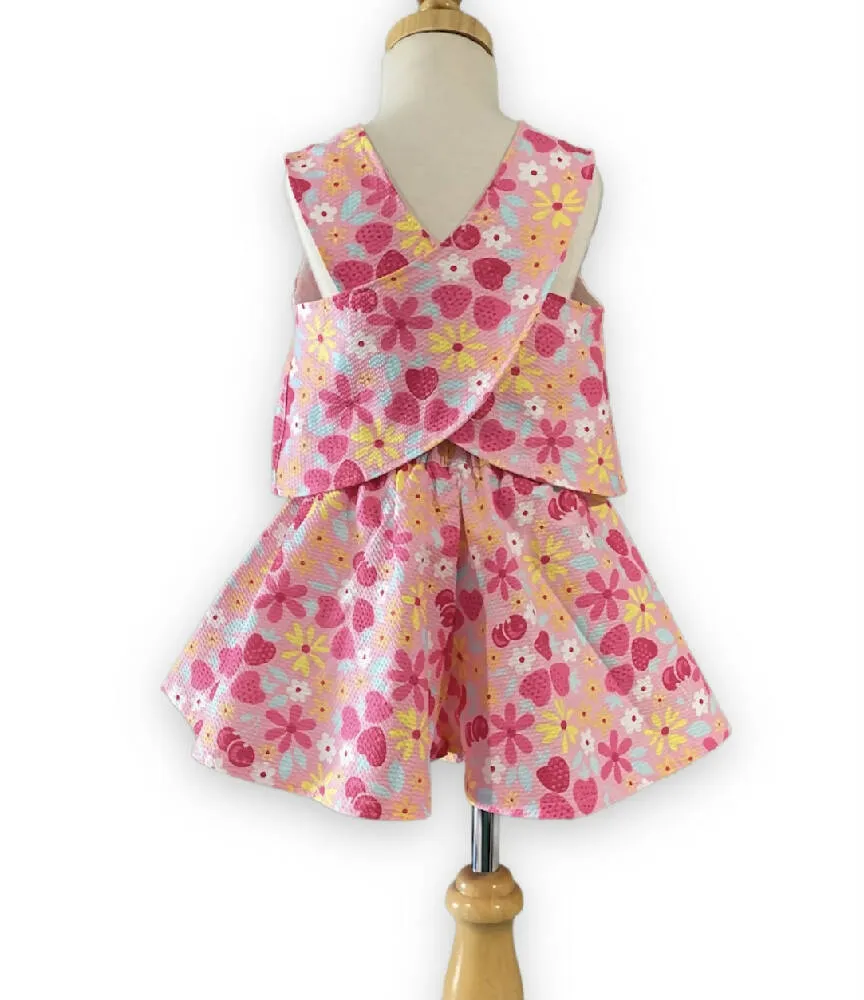 SIZE 4 Two Piece Summer Sets - Culottes and Apron Top